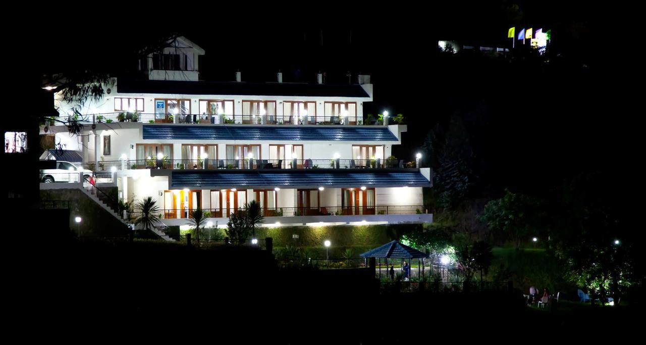 Mount N Mist Hotell Ooty Exteriör bild